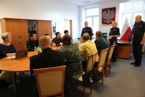 delegacja przedstawicieli organów ścigania oraz służb granicznych Republiki Uzbekistanu w czasie wizyty w CLKP