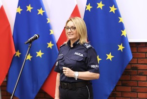 Zdjęcie przedstawia Dyrektora CLKP - mł. insp. Iwonę Marciniak-Krawczyk.