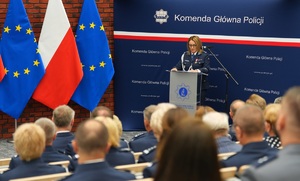 Zdjęcie przedstawia dyrektora CLKP insp. Iwona Marciniak-Krawczyk.