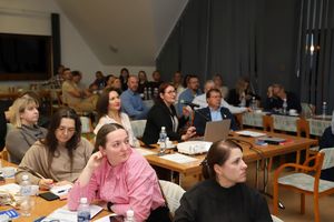 Zdjęcie z prelekcji na Spotkaniu branżowym biegłych z zakresu badań chemicznych oraz badań materiałów i urządzeń wybuchowych